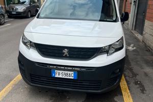 Aff. Re leggi no iva ferfet.to pronto a lavor