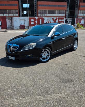 Lancia delta 1.6 multijet 