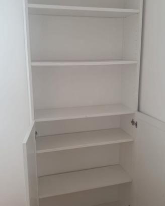 Libreria Bylli Ikea per ufficio/studio