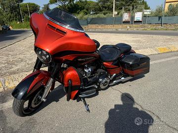 Harley Davidson street glide CVO 2016
