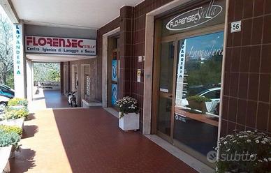 2 Locali commerciali