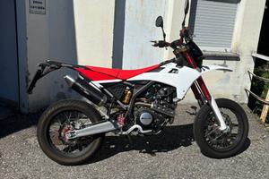 Moto fantic 125