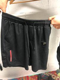 Pantaloncini Prada neri