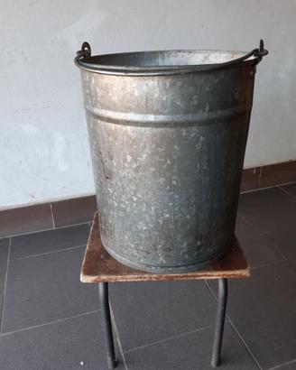 Pentolone zincato (due)