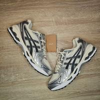 asics kayano 14 42,5