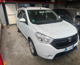 DACIA 7 POSTI lodgy 2018 1.5 blue dci Comfort s&s