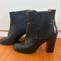 Stivali donna modello Chelsea boot