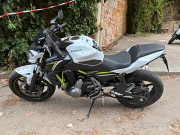 Kawasaki Z650 ABS (anche A2)