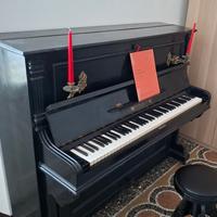 Antico pianoforte da studio