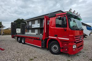 Carrellone Mercedes pneumatico integrale rampe dop