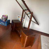 Mobile antico