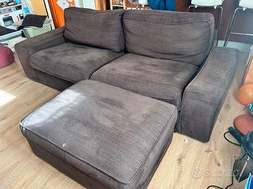 Divano 3 posti KIVIK + Pouf CONTENITORE