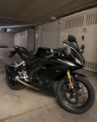 yamaha yzf r125 2021 tech black