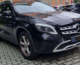Mercedes-Benz GLA 200d Sport