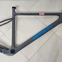 telaio carbonio mtb