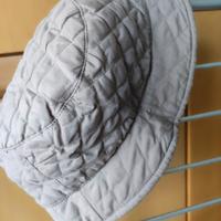 Cappelli di marca come nuovi 