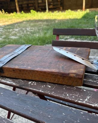 Tagliere Legno Antico Massello e Ferro d'Epoca