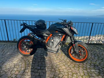 Duke 890r 2023 pezzi