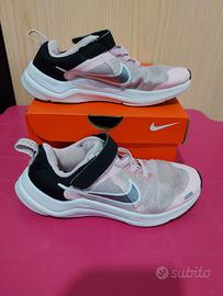 scarpa Nike Bimba size 29,5 usata