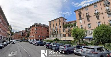 Immobile di 140 m² con 1 locale a Milano
