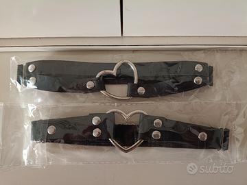 2 Giarrettiere in eko pelle con fascia elastica