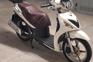 Suzuky Sixteen 150 cc, 2008, 58000 Km revisionato