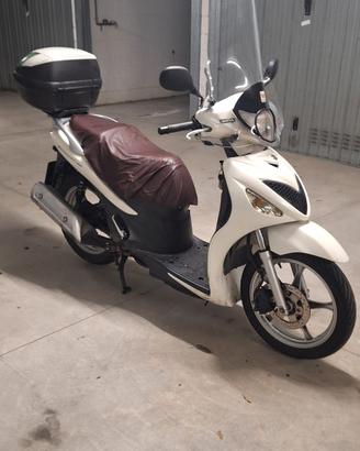 Suzuky Sixteen 150 cc, 2008, 58000 Km revisionato
