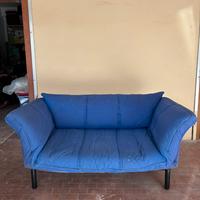 Divano 2 posti blu come nuovo