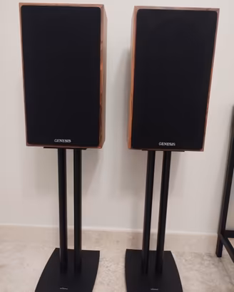 Diffusori da scaffale Genesis V6 + stand solidst