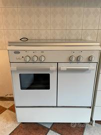 Cucina a gas con forno GLEM