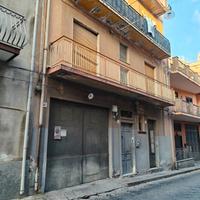 4 Vani Via Galliano /Via Marchese