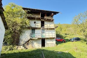 RUSTICO A COASSOLO TORINESE