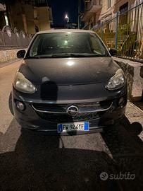 Opel adam 2015