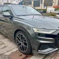 Audi Q8 Sline