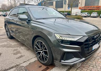 Audi Q8 Sline