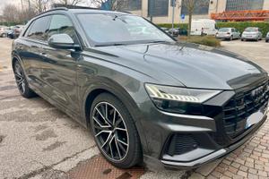 Audi Q8 Sline