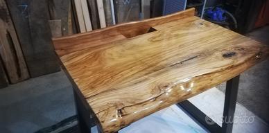 TAVOLO ULIVO CENTENARIO. 