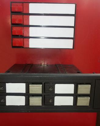 Audiocassette originali e contenitori car e casa