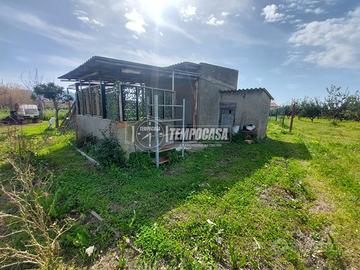 TERRENO AGRICOLO CON DEPOSITO E POZZO ANNESSO A GI