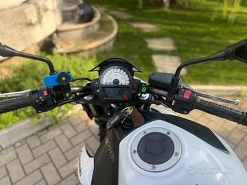 Moto kawasaki er6n ABS