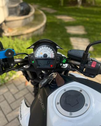 Moto kawasaki er6n ABS