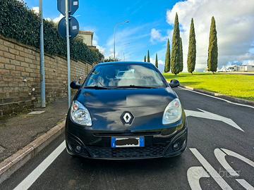 Renault Twingo 107000km 1.2 benzina Neopatentati 