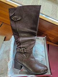 Stivali da donna n. 38