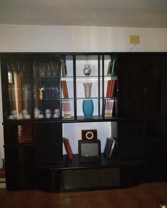 sala anni 90 laccata nero