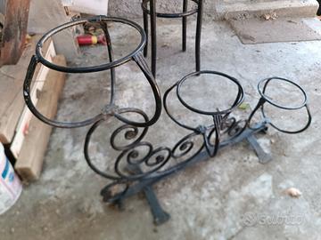 porta vaso in ferro battuto 