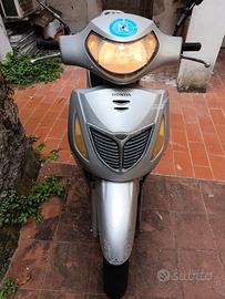 sh Honda 120 anno 2002