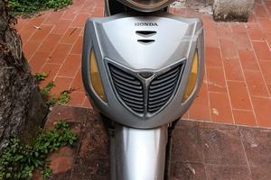 sh Honda 120 anno 2002