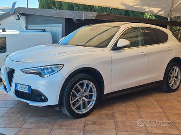 Alfa Romeo Stelvio 2.2 210 CV AT8 Q4 - IVA ESPOSTA