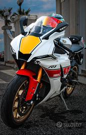 Yamaha R1 60th anniversary  2023 (da ripristinare)