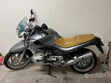 Bmw r 1150 r + coppia di caschi Shoei